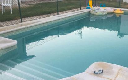 Piscina de Casa o xalet en venda en La Línea de la Concepción amb Piscina