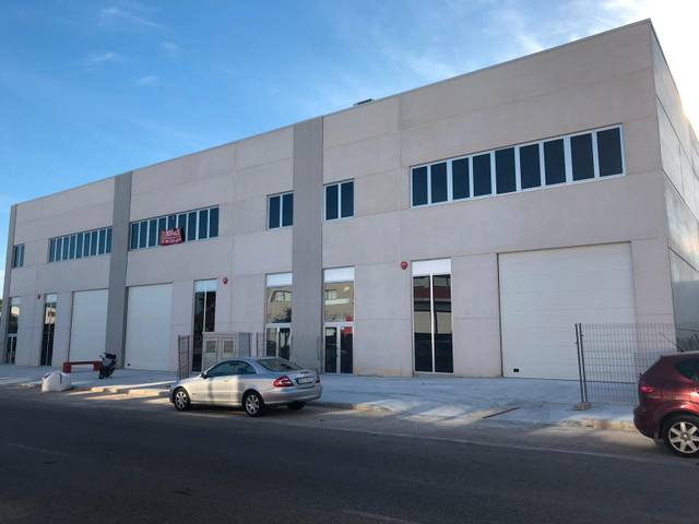 Nave industrial en Alquiler en Lorquí