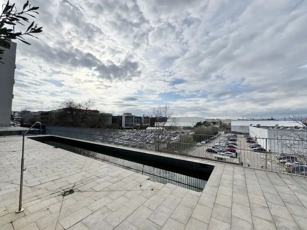 Exterior view of Commercial properties for sale in San Sebastián de los Reyes