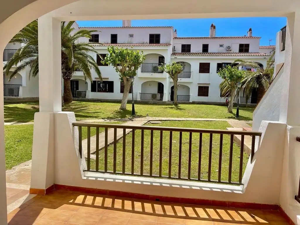 Vista exterior de Apartament en venda en Alaior amb Aire condicionat, Calefacció i Terrassa