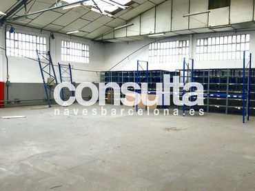 Industriegebäude mit Aufzug zur Miete in Carrer ďAndorra 20