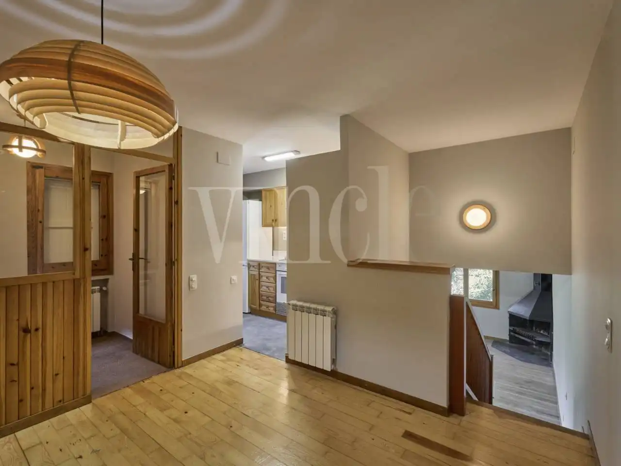 Detached homes for rent in Alp  with Heating and Parquet flooring