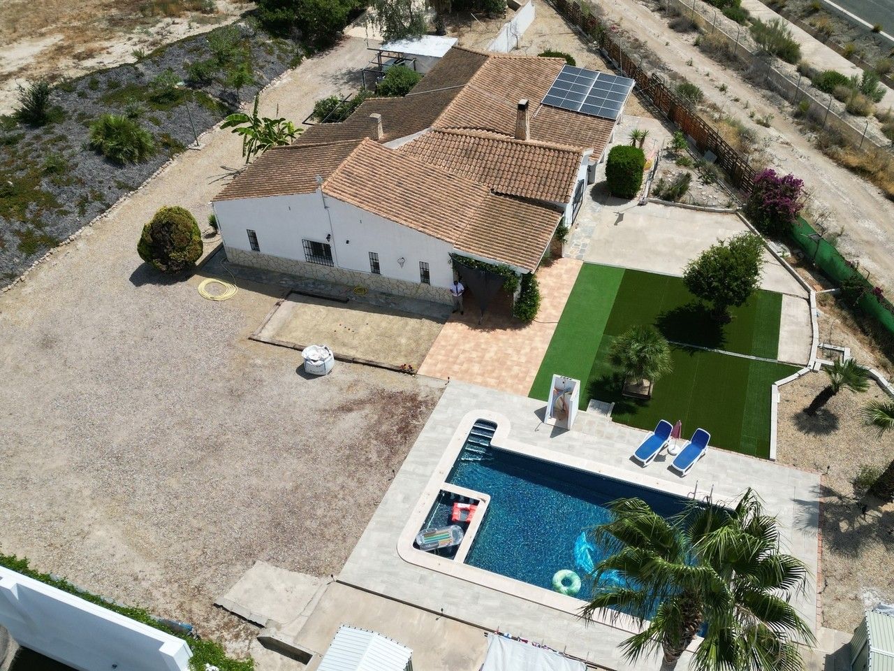 Vista exterior de Casa o xalet en venda en Turre amb Aire condicionat i Piscina