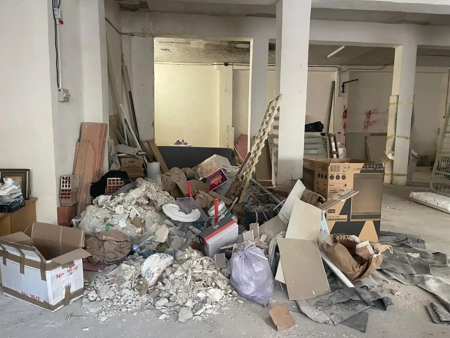 Local comercial en venta en Calle del Doctor Salcedo 65, imagen 18
