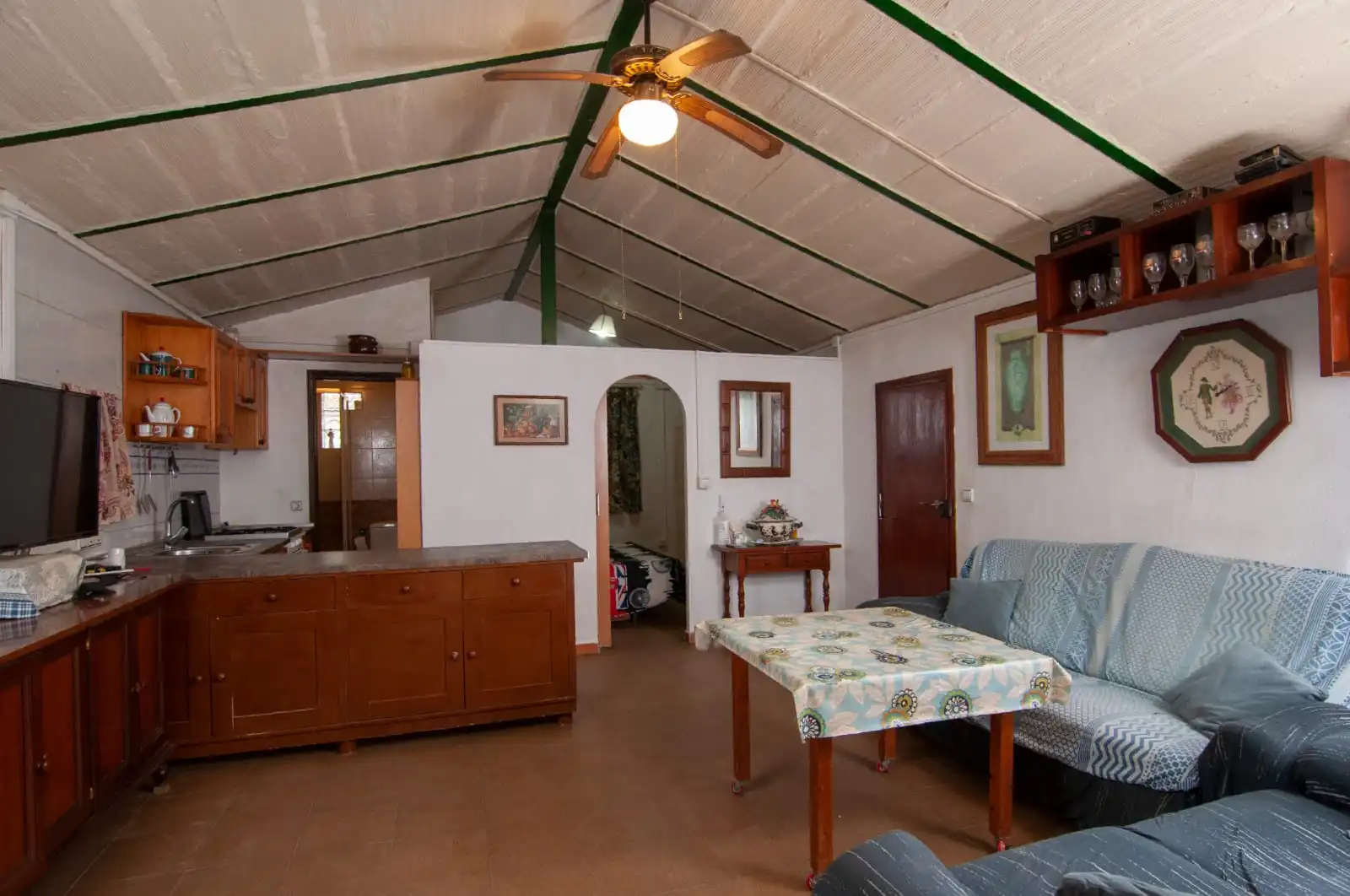 Sala d'estar de Casa o xalet en venda en Marbella amb Piscina i Moblat