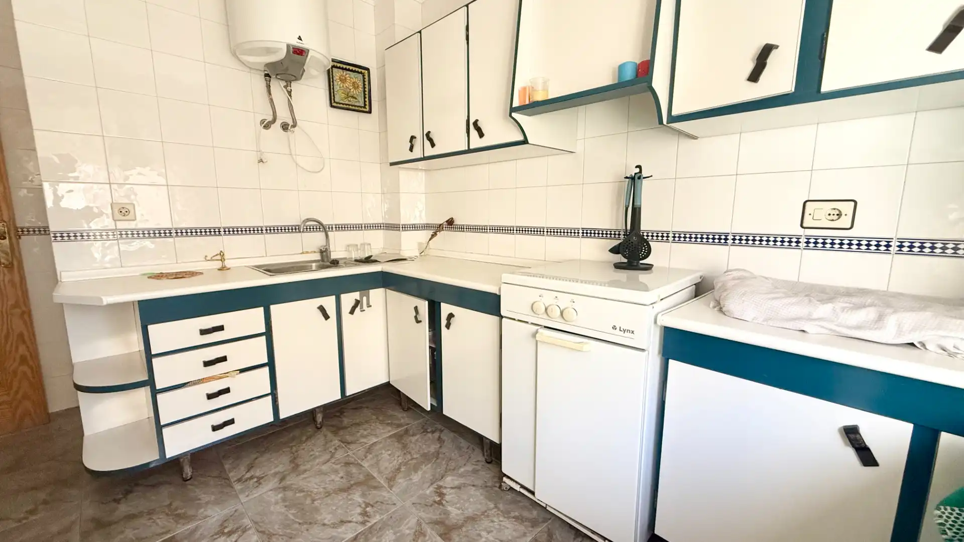Kitchen of Detached homes for sale in Roquetas de Mar  with Furnished