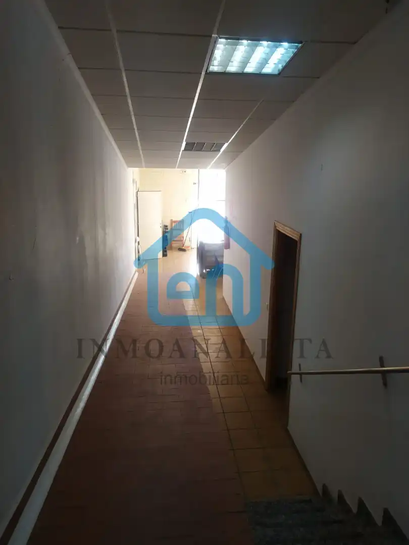 Nave industrial en venta en Utiel con Alarma