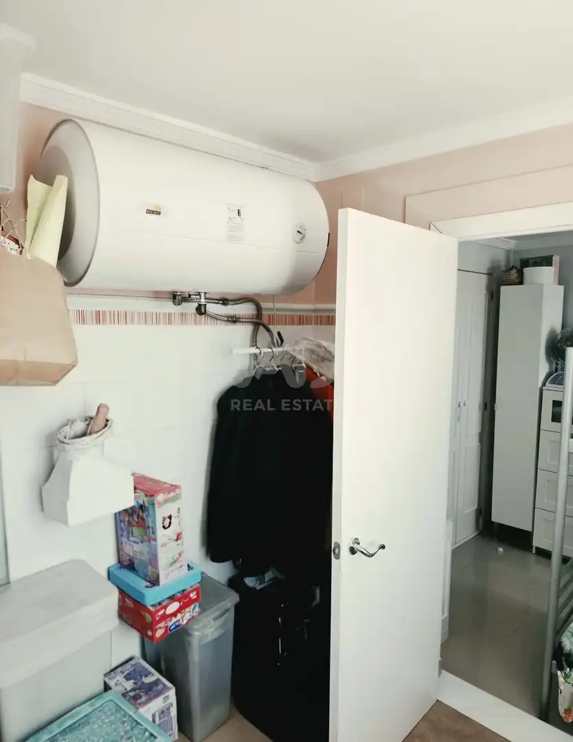 Badezimmer von Dachboden zum Verkauf in Bornos mit Klimaanlage und Heizung