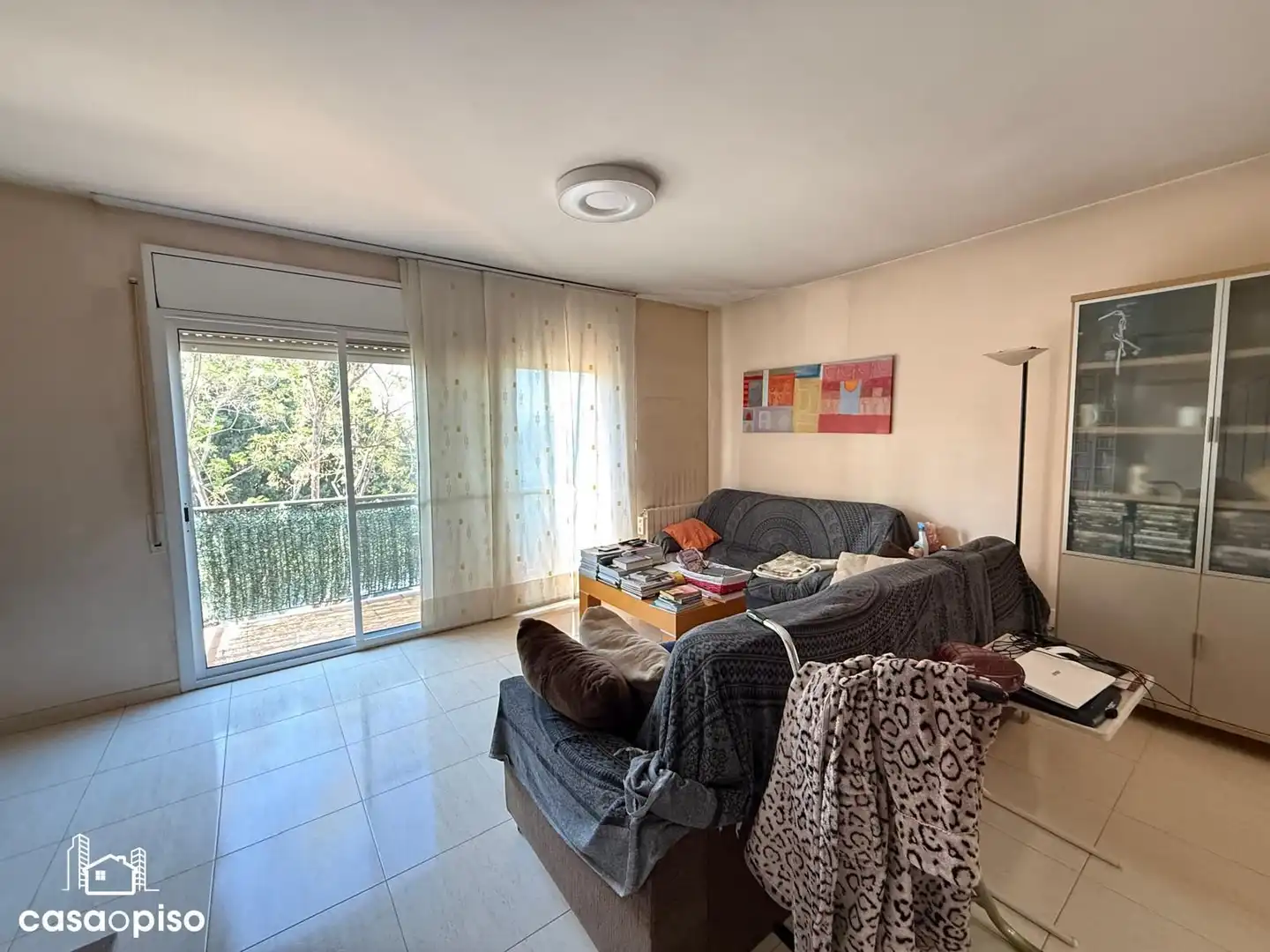 Sala de estar de Casa adosada en venta en Santa Perpètua de Mogoda con Calefacción y Terraza