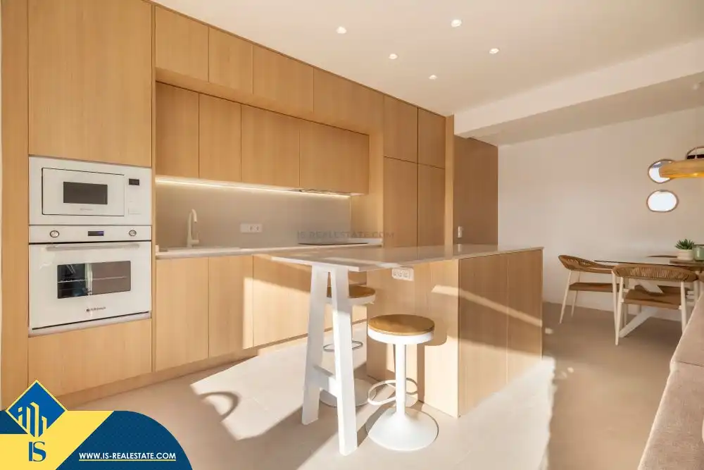 Chalet con piscina en venta en Zona Carrefour - Urbanizaciones, imagen 8
