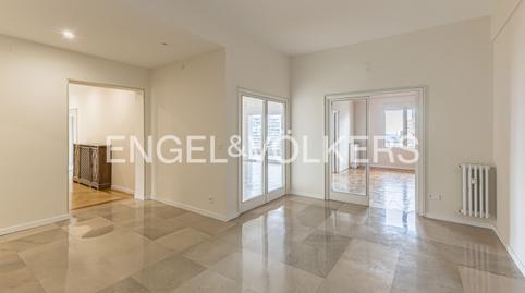 Foto 4 de Apartament de lloguer a Castillejos - Cuzco, Madrid