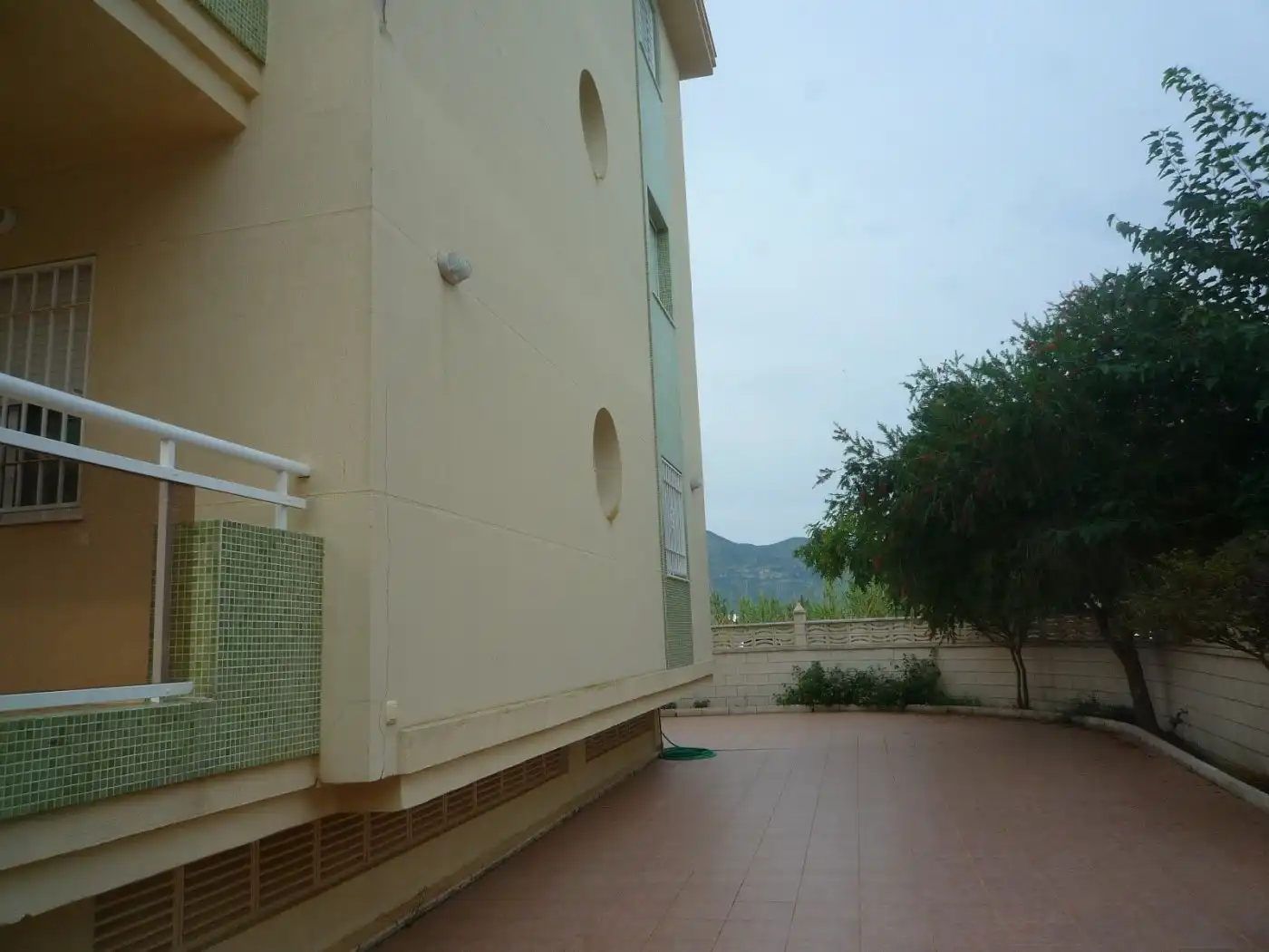 Vista exterior de Apartamento en venta en Xeraco con Terraza, Amueblado y Balcón