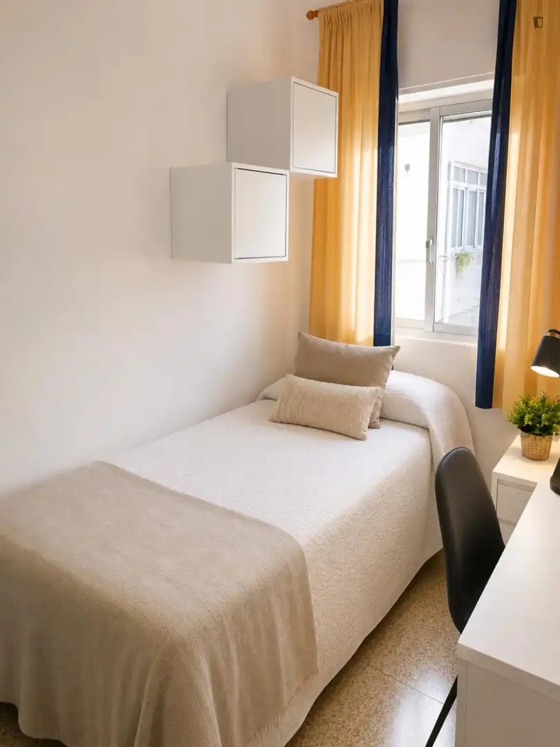 Habitación en Alegría de la Huerta- Jardín de Málaga