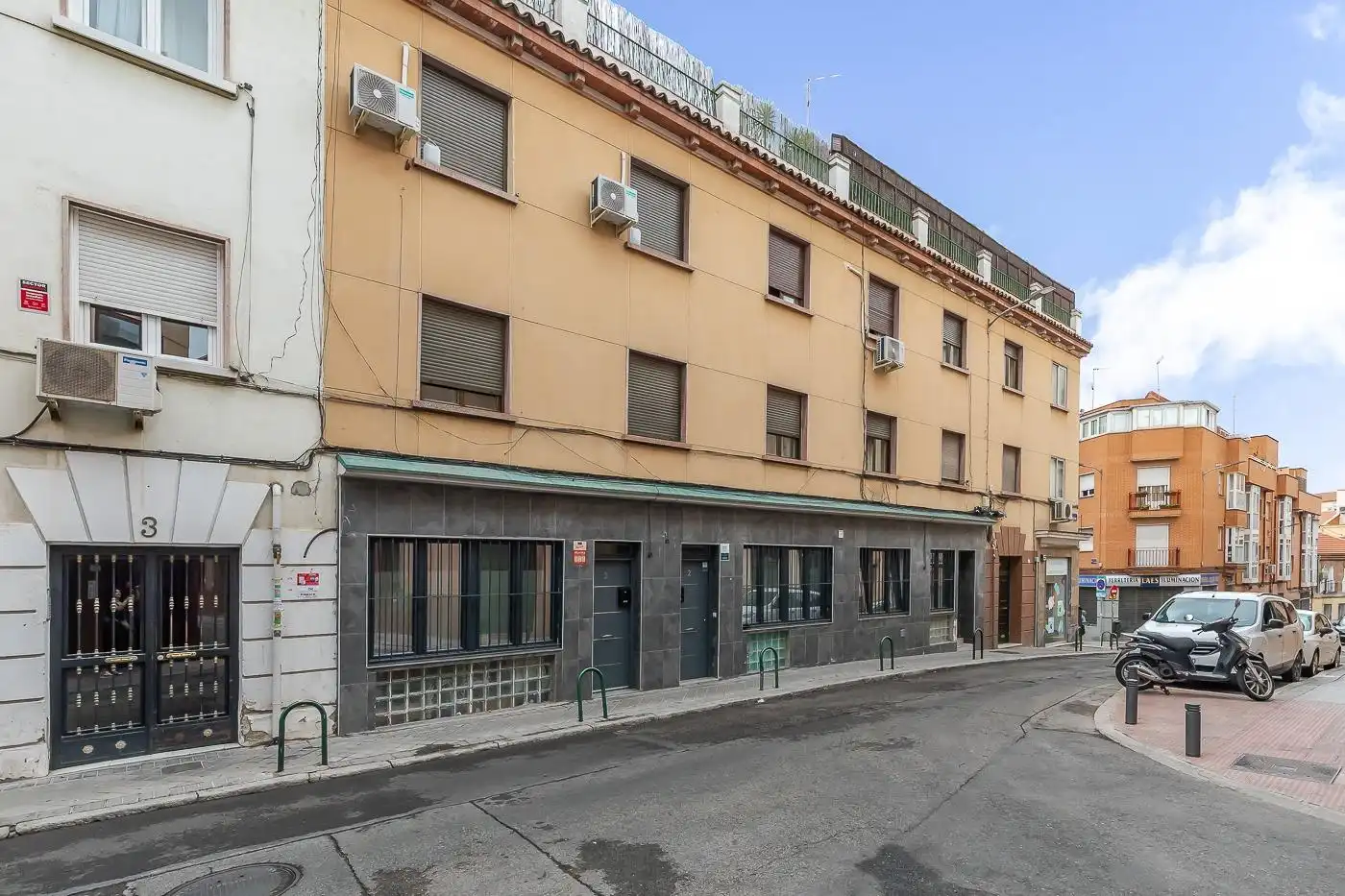 Vista exterior de Piso en venta en Madrid con Aire acondicionado, Calefacción y Amueblado