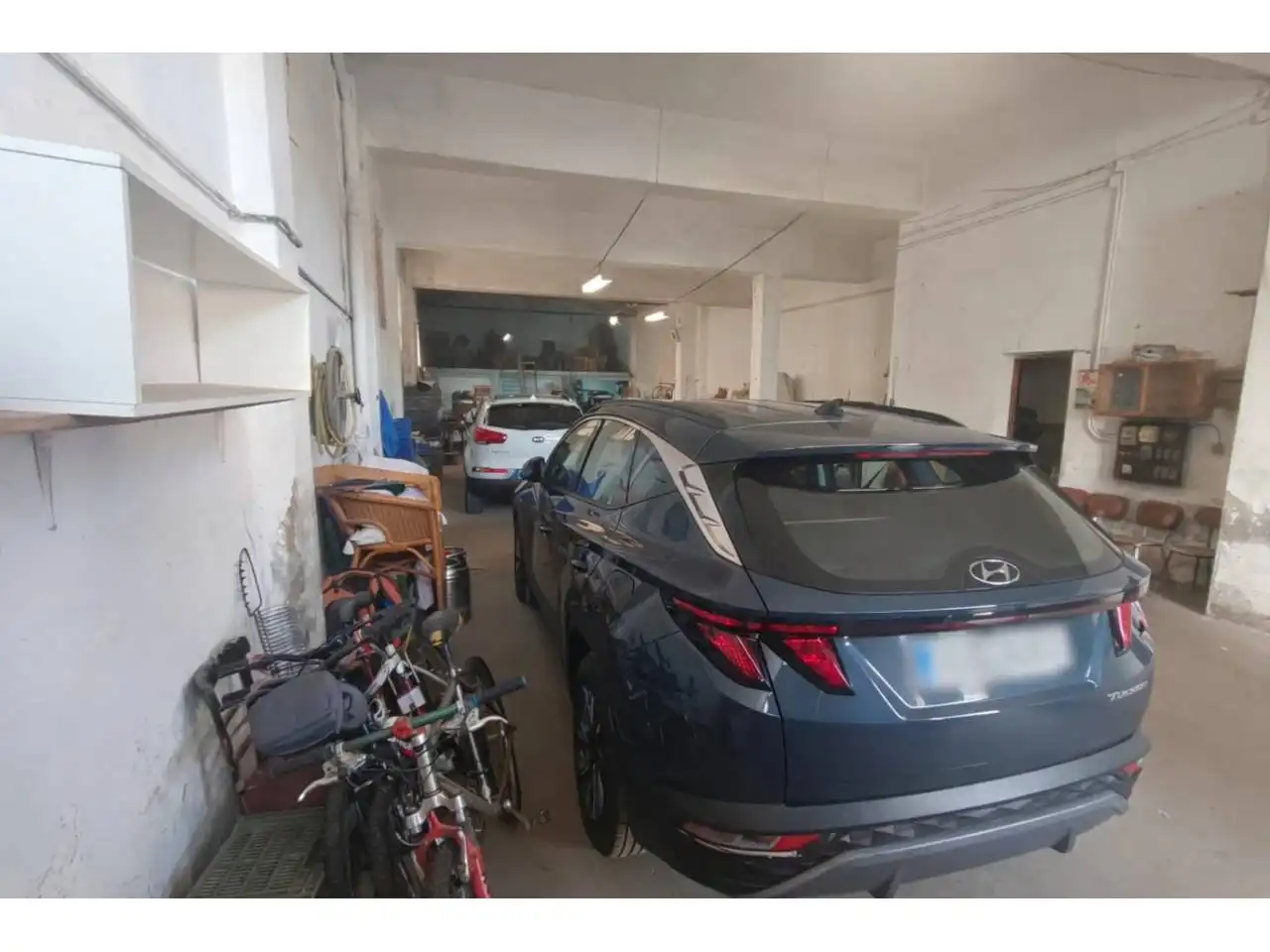 Parkplatz von Fabrikhallen zum Verkauf in Vila-real
