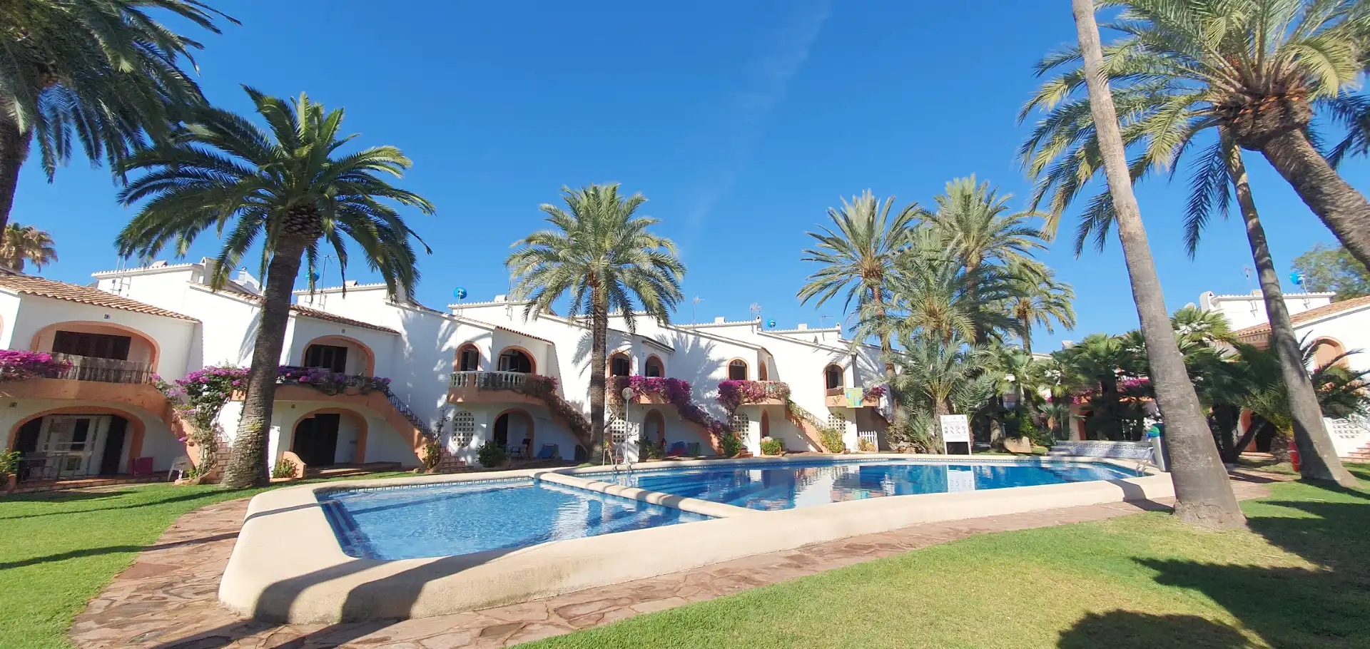 Swimming pool of Apartments for rent in Dénia  with Air Conditioner, Heating and Terrace