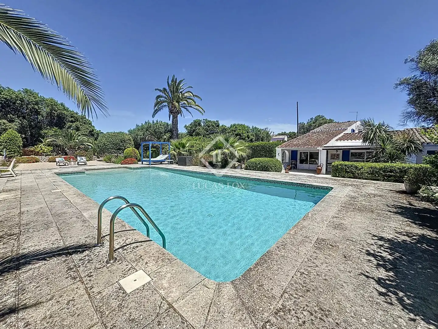 Piscina de Finca rústica en venta en Es Castell con Aire acondicionado, Calefacción y Jardín privado
