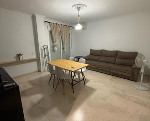 Living room of Flat to rent in Utrera  with Air Conditioner, Terrace and Balcony