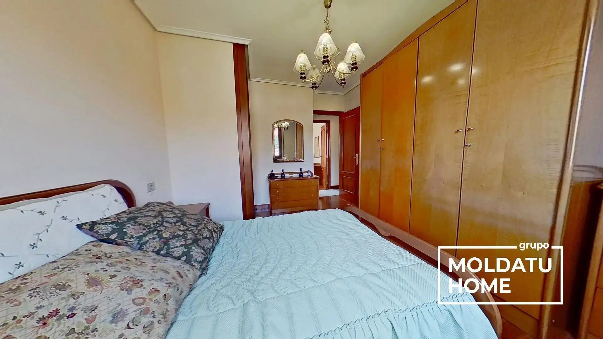 Schlafzimmer von Wohnung zum Verkauf in Barakaldo  mit Heizung, Terrasse und Abstellraum