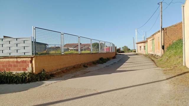 Terreno residencial en Venta en Calle Castañar en Cerecinos de Campos