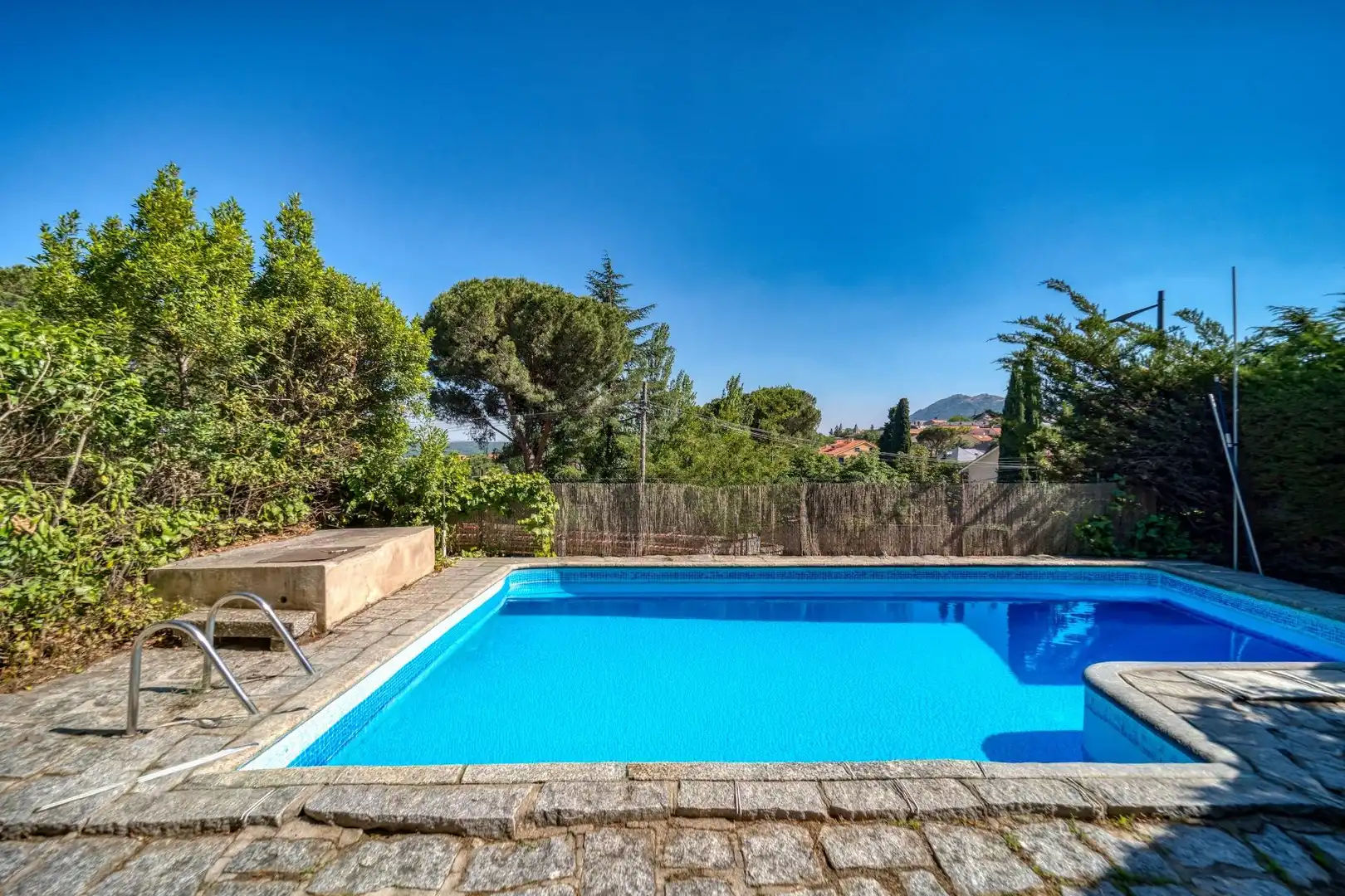 Xalet amb piscina en venda a POZAS