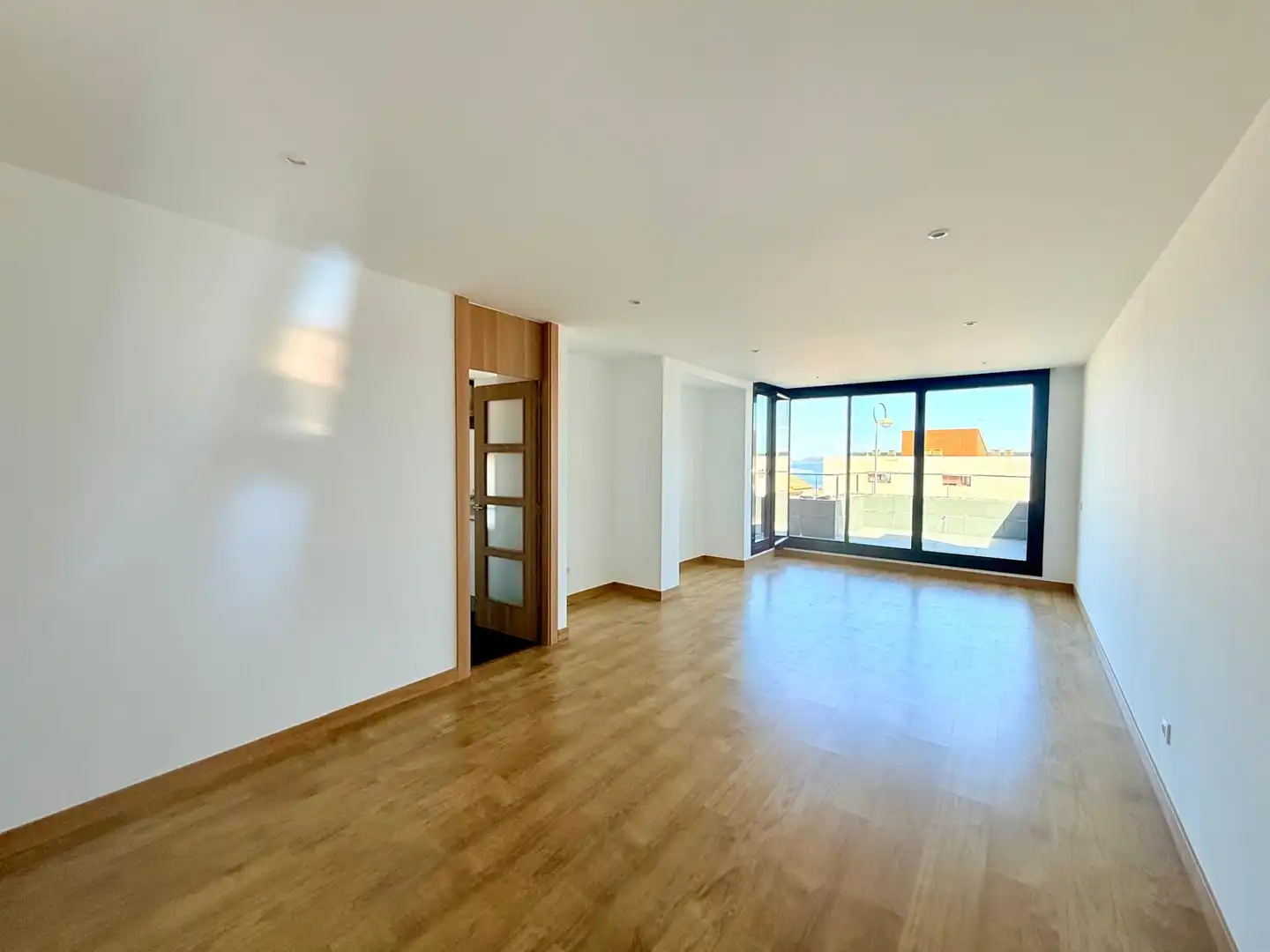 Living room of Flat for sale in Baiona  with Terrace, Storage room and Alarm