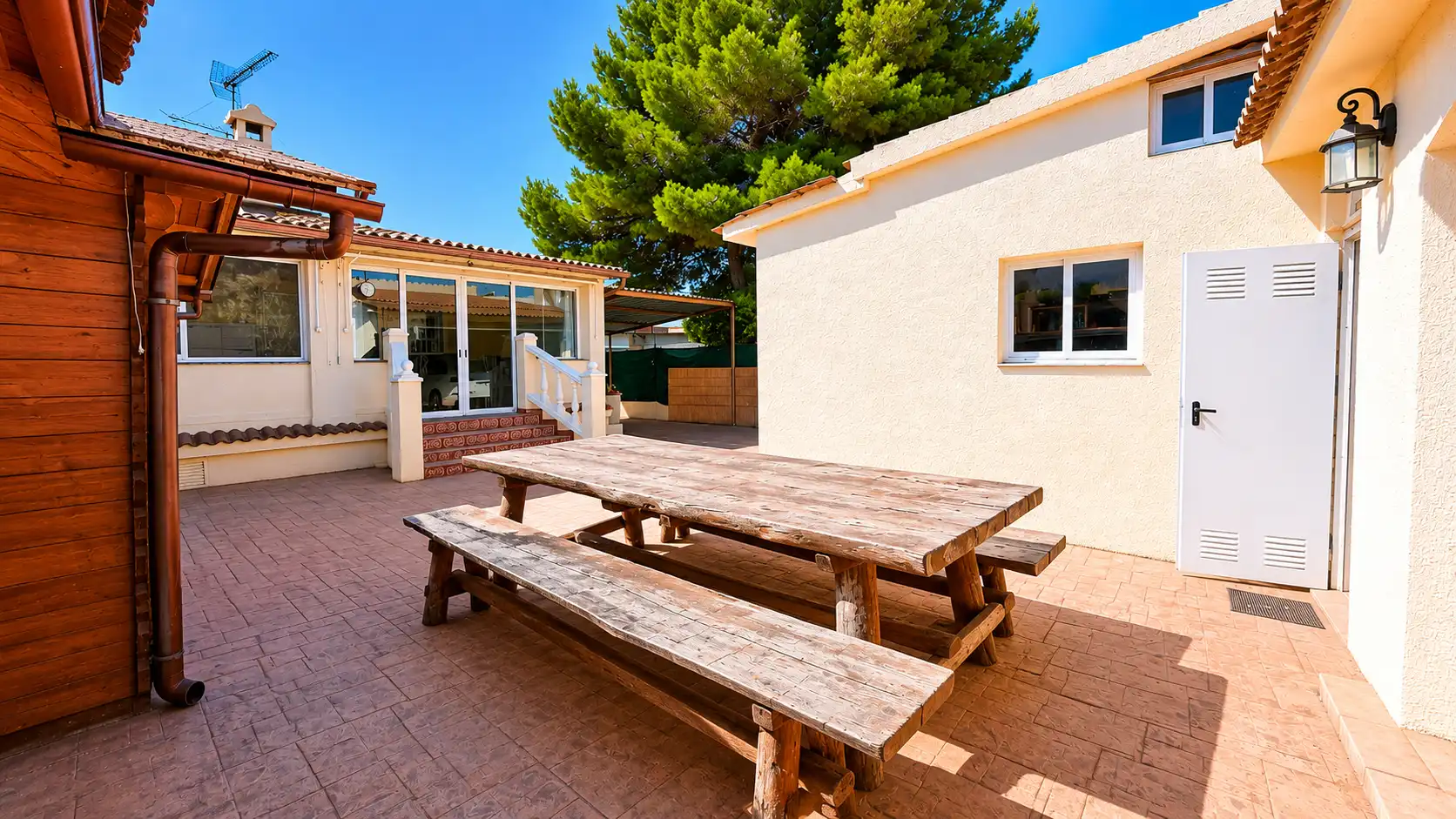 Terraza de Casa o chalet en venta en Cunit con Aire acondicionado, Calefacción y Jardín privado
