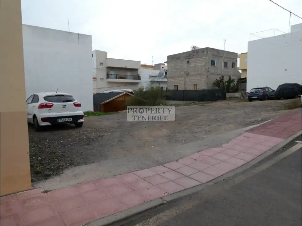 Edifici en venda en Arona