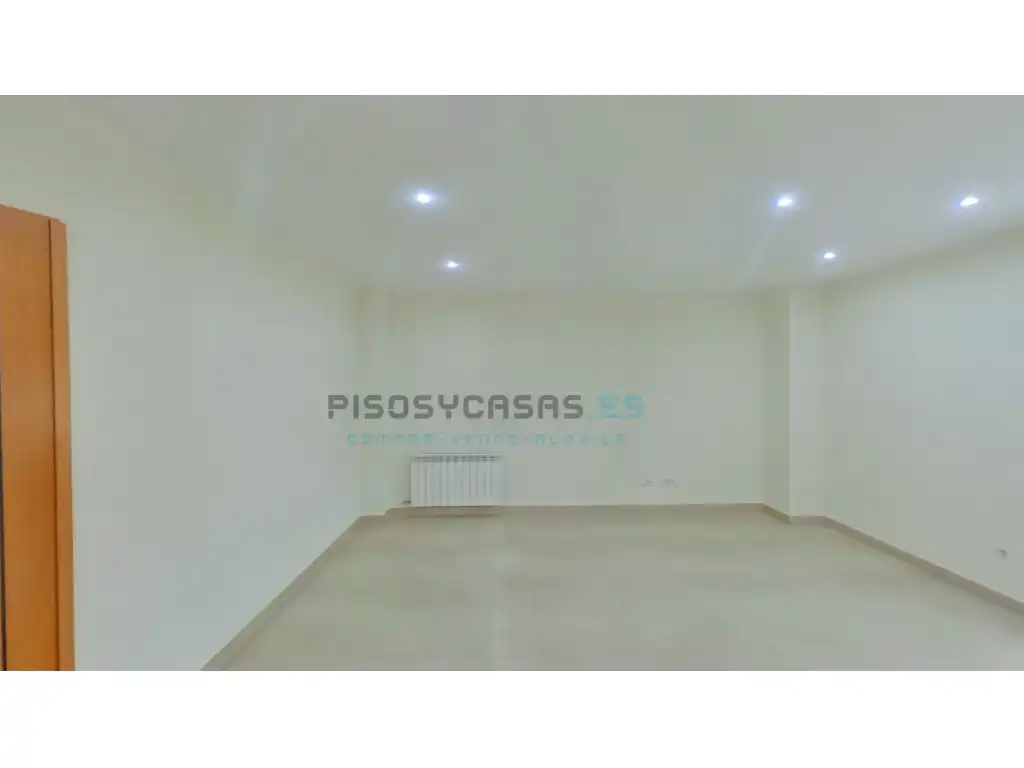 Flat for sale in Tauste  with Air Conditioner, Oven and Washing machine