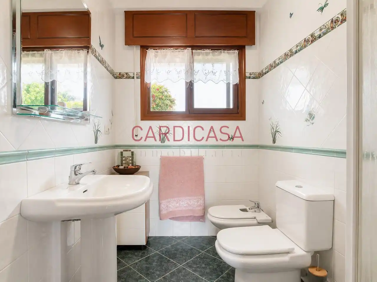 Baño de Casa o chalet en venta en Oia con Calefacción, Jardín privado y Trastero