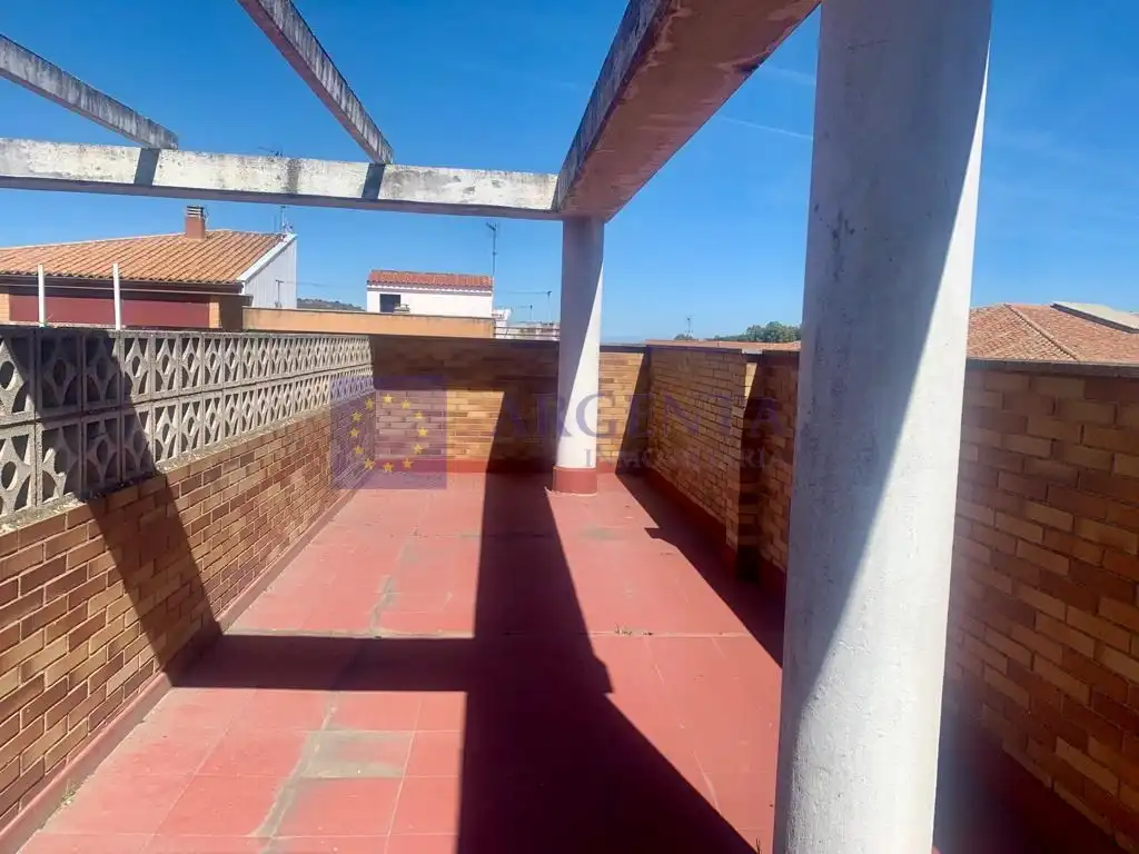 Piso con ascensor en alquiler en Casco Antiguo