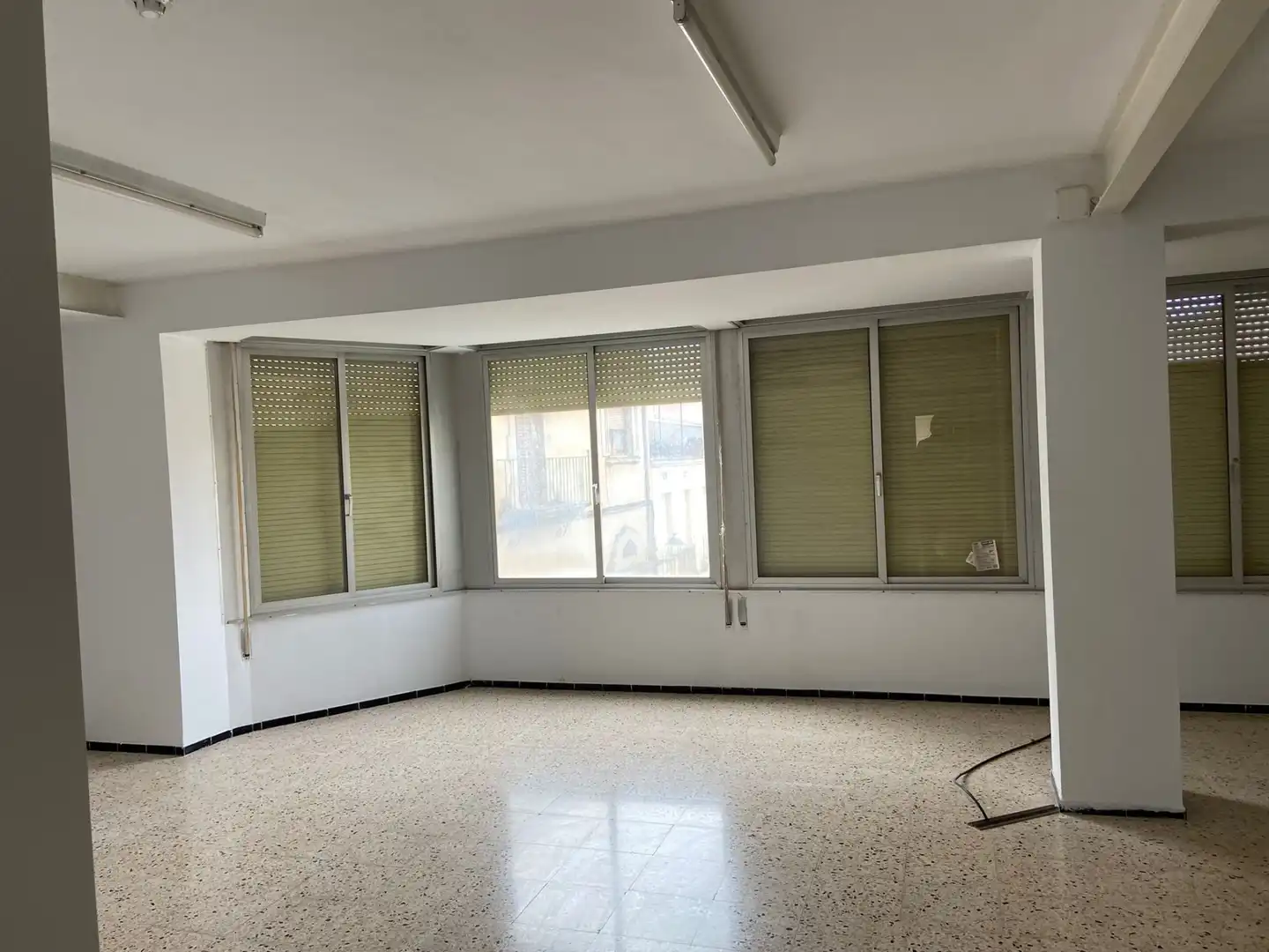 Local commercial à vendre à Torroella de Montgrí, imagen 17