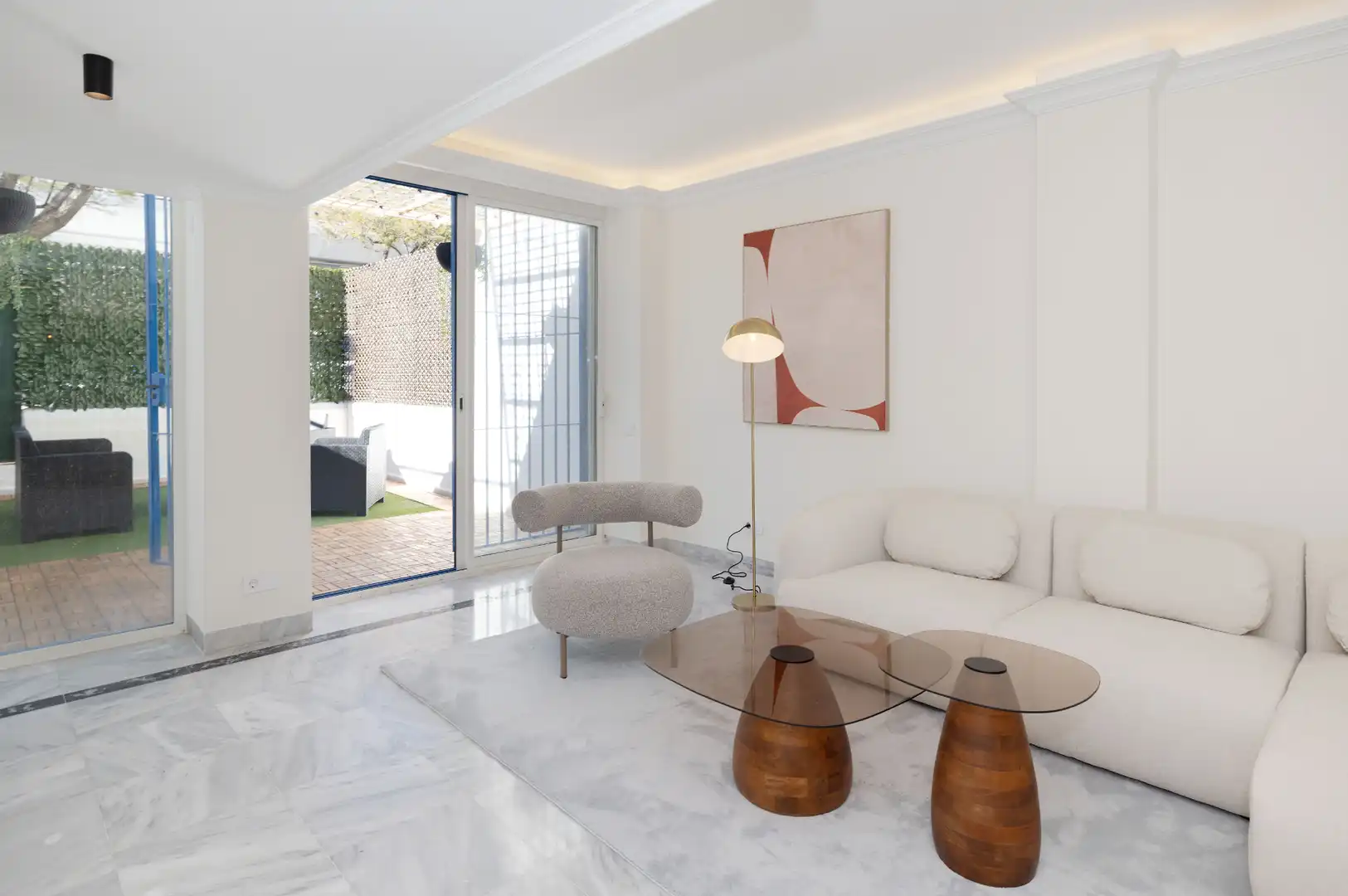 Wohnzimmer von Erdgeschoss zum Verkauf in Marbella mit Klimaanlage, Heizung und Terrasse