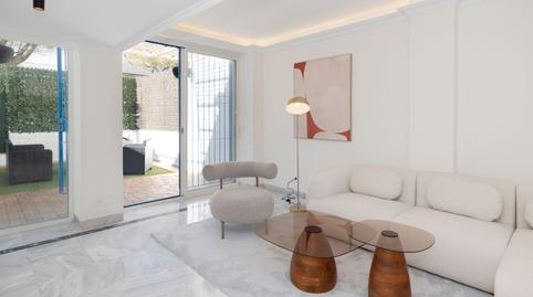 Foto 4 de Planta baixa en venda a Calle Estébanez Calderón, Playa de la Fontanilla, Marbella