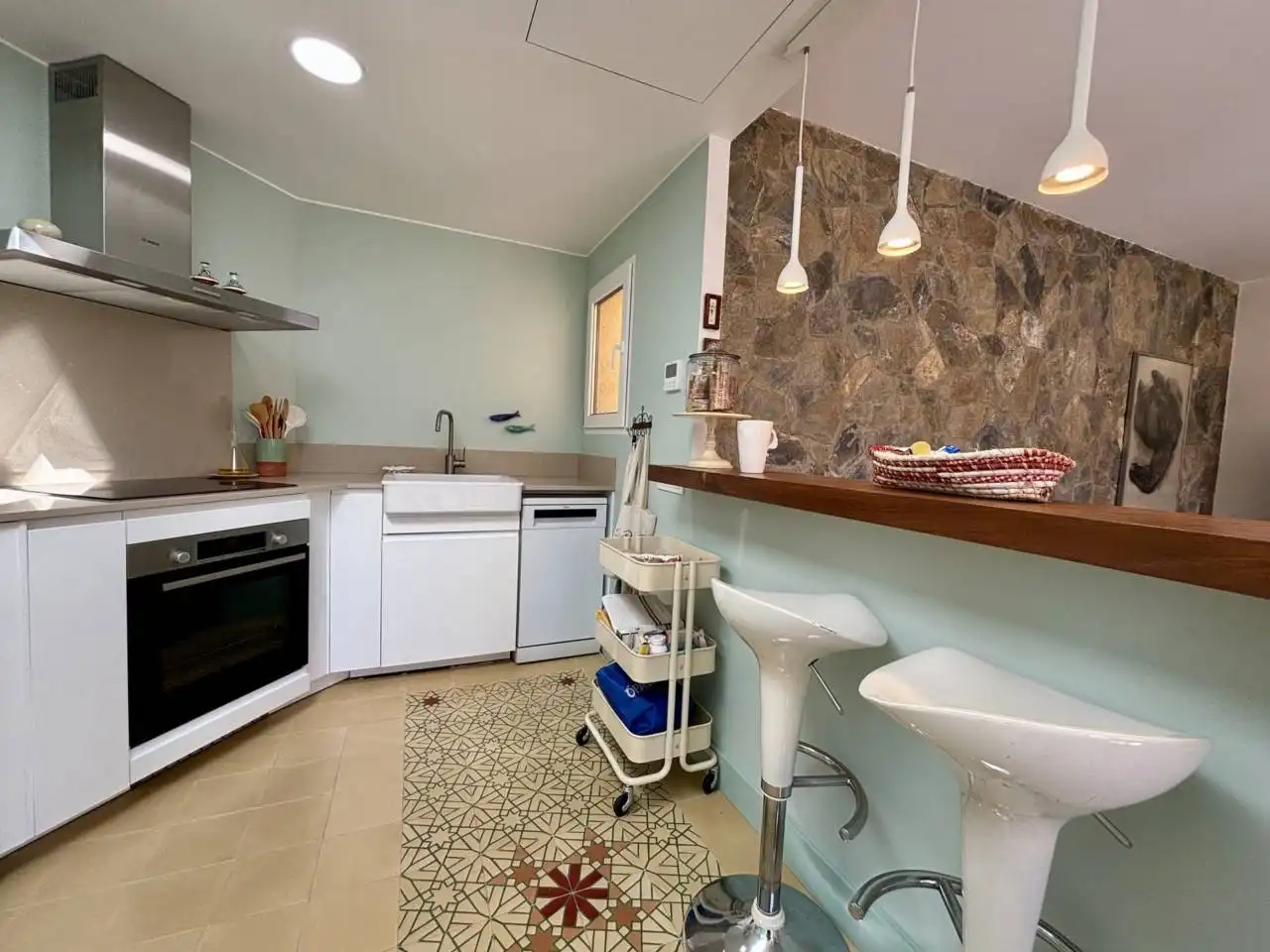 Cocina de Piso de alquiler en Sant Feliu de Guíxols con Terraza y Amueblado