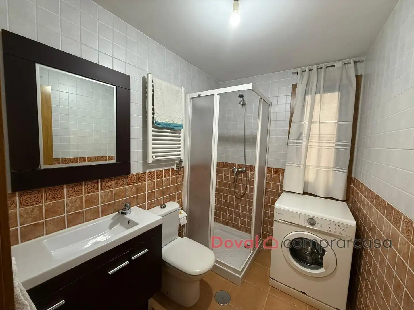 Baño de Piso en venta en Ponteareas con Calefacción, Trastero y Amueblado