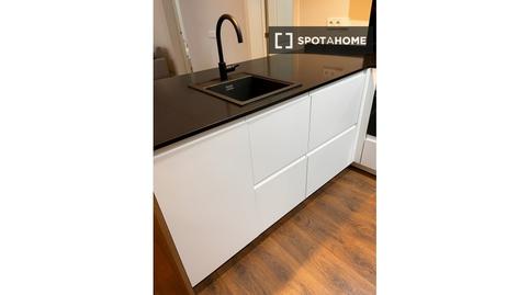 Foto 4 de Apartamento para compartir en Cortes - Huertas, Madrid
