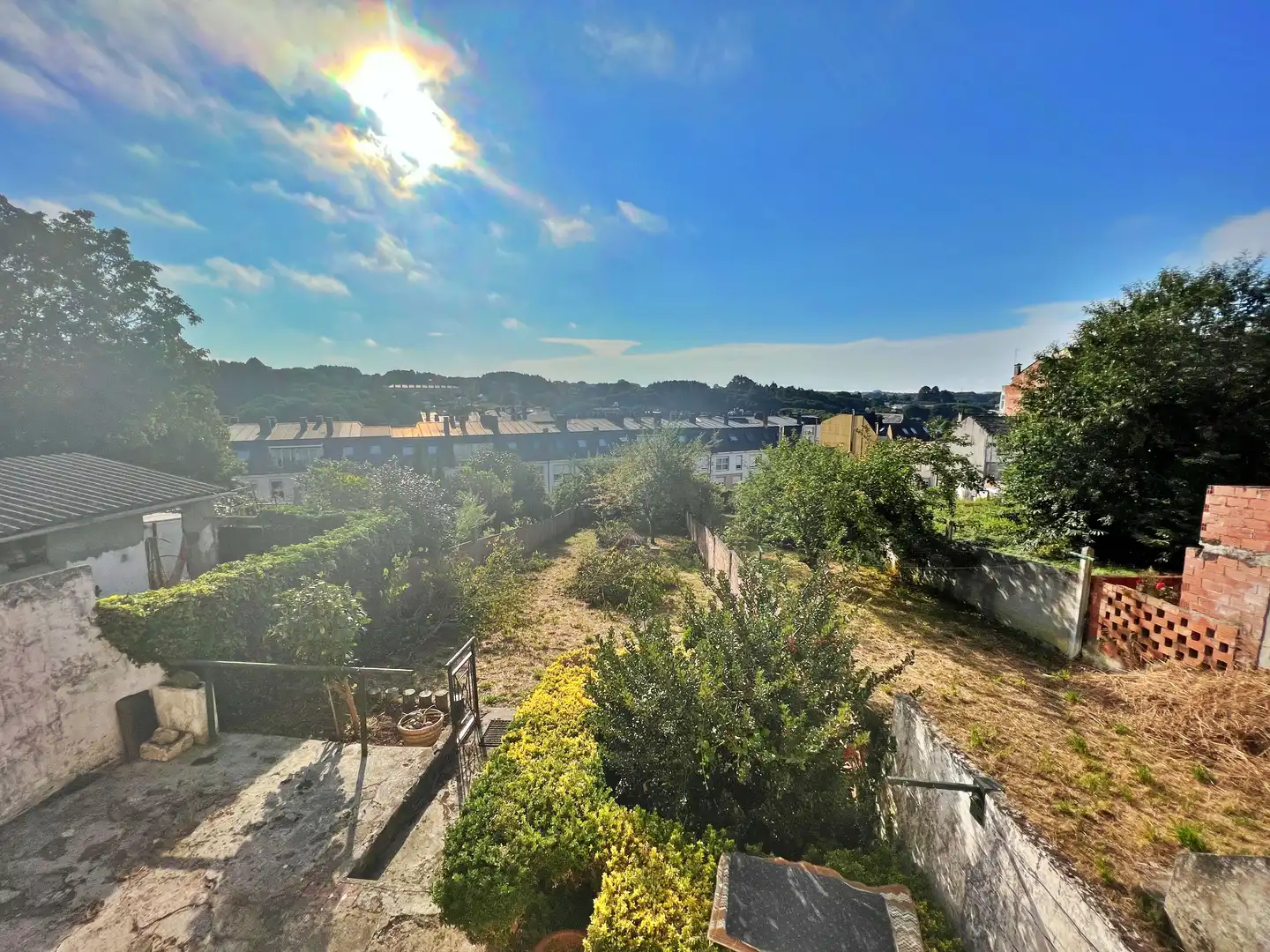 Vista exterior de Casa o xalet en venda en Lugo amb Calefacció, Jardí privat i Rentadora
