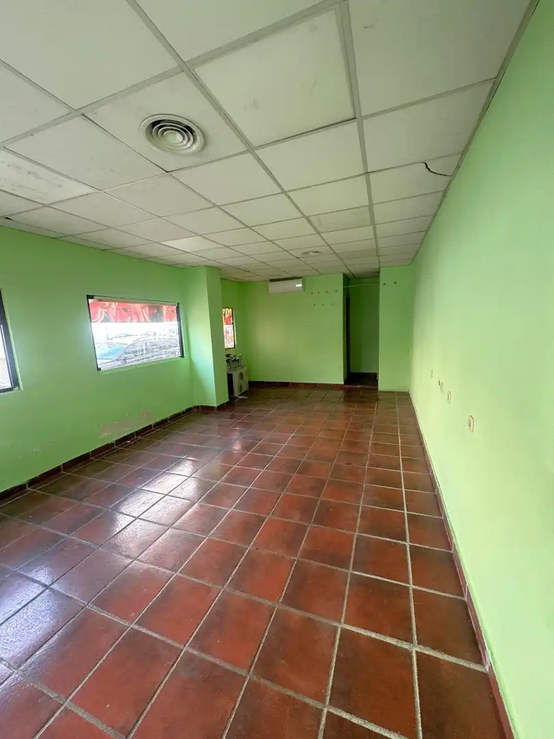 Local comercial de lloguer a Bulevar - Plaza Castilla, imagen 3