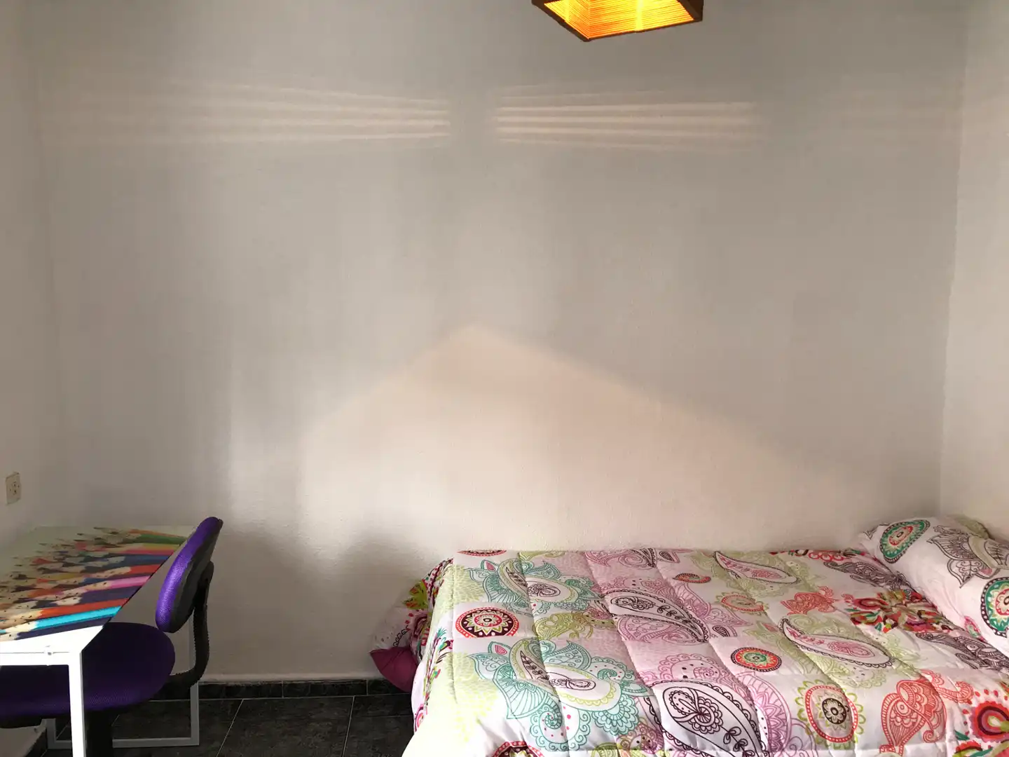 Bedroom of Flat for rent in Granada  with Air Conditioner, Furnished and Washing machine