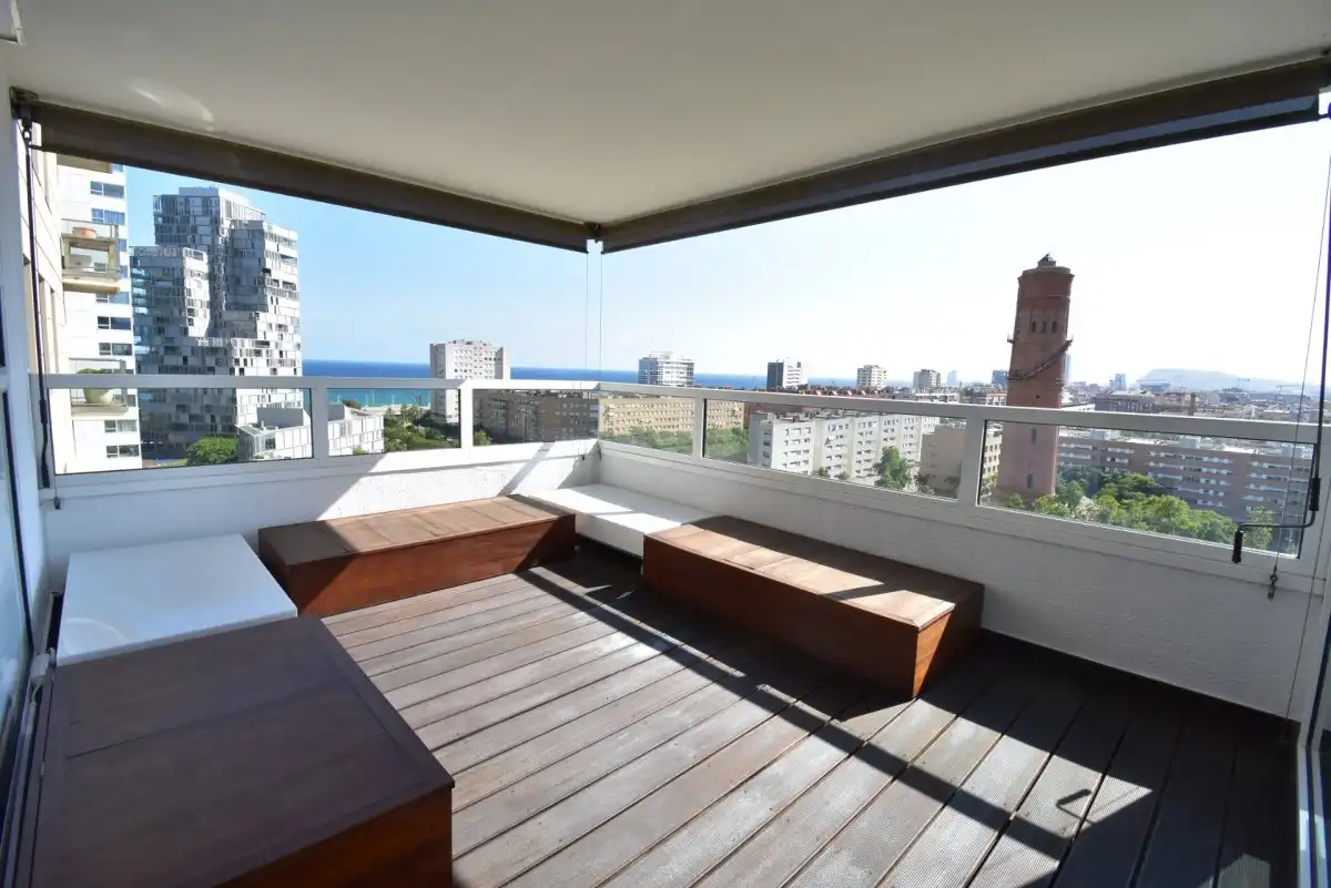 Terrasse von Wohnung zur Miete in Barcelona mit Klimaanlage, Heizung und Privatgarten
