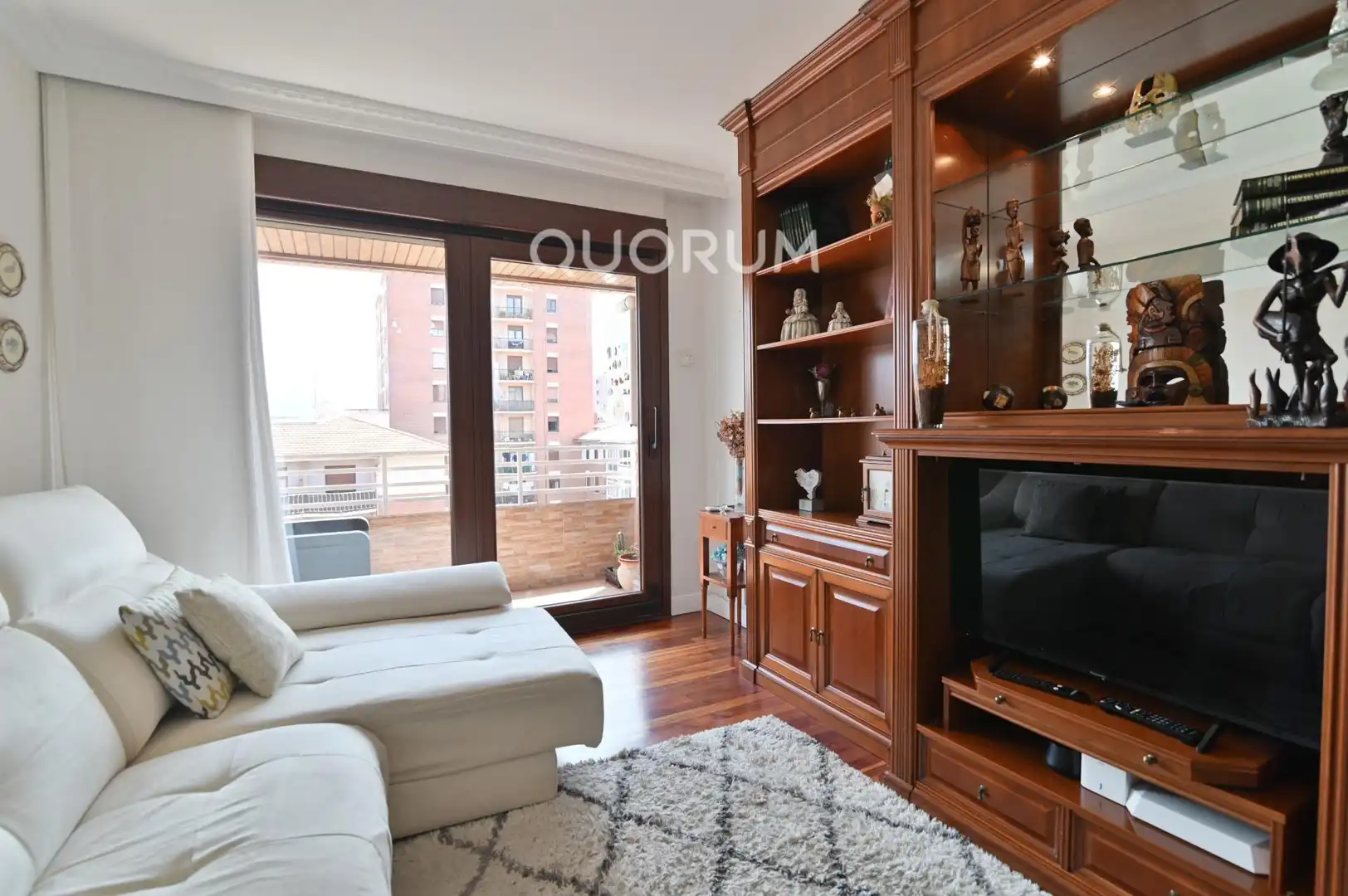 Sala de estar de Piso en venta en Bilbao  con Calefacción, Terraza y Amueblado