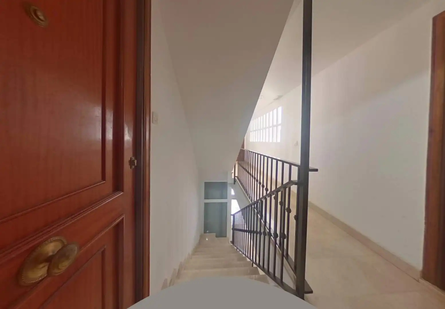 Flat for sale in Montilla  with Air Conditioner, Heating and Furnished