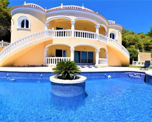 Piscina de Casa o xalet en venda en Calpe / Calp