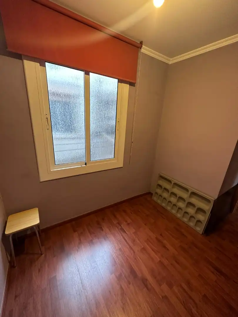 Bedroom of Attic for sale in L'Hospitalet de Llobregat  with Air Conditioner, Heating and Parquet flooring