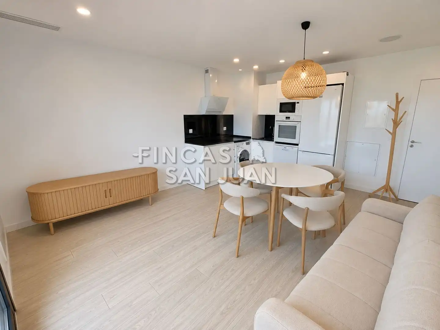 Sala de estar de Piso de alquiler en Sant Joan d'Alacant con Aire acondicionado, Terraza y Trastero