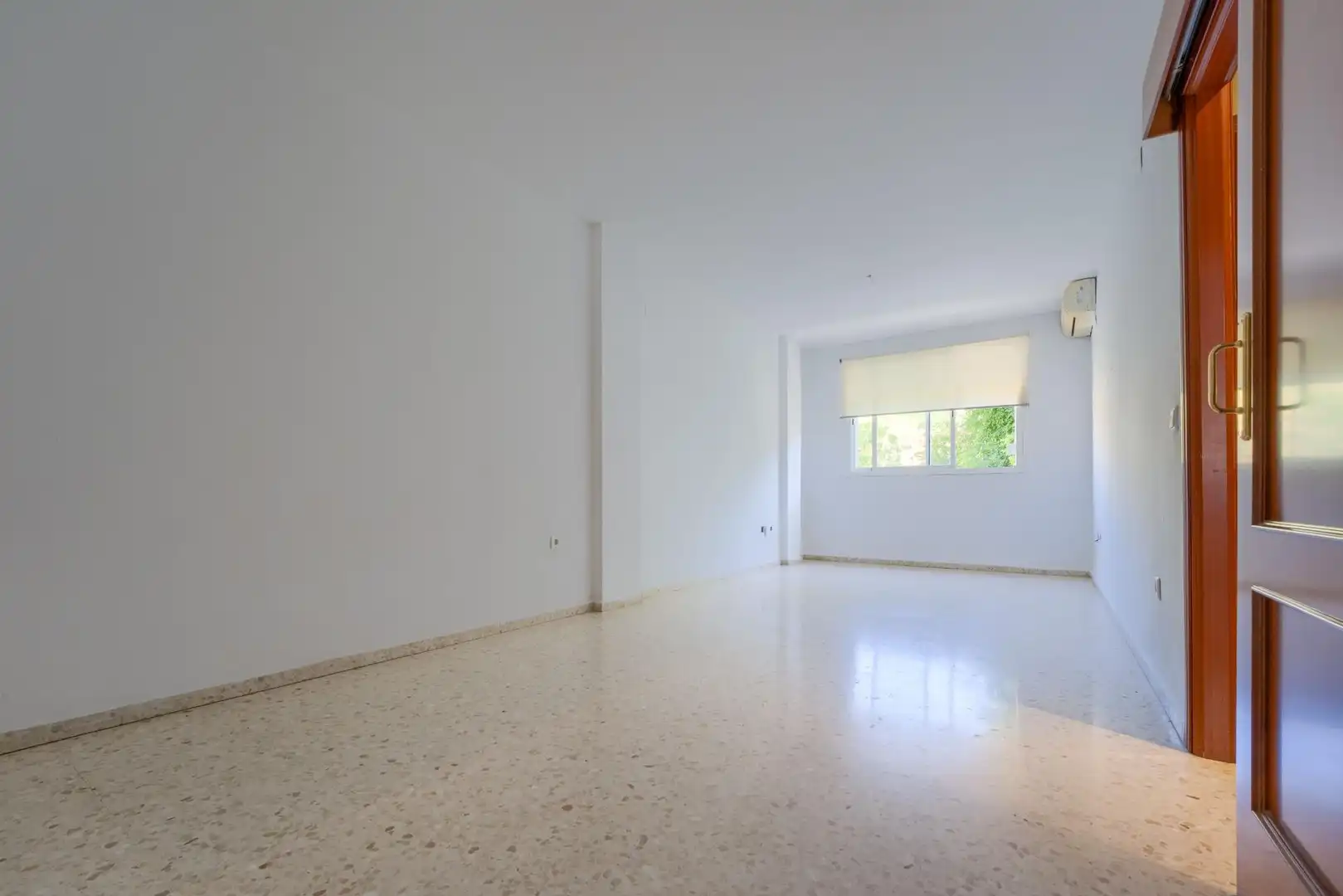 Wohnung zum Verkauf in Calle BATAN, Coria del Río