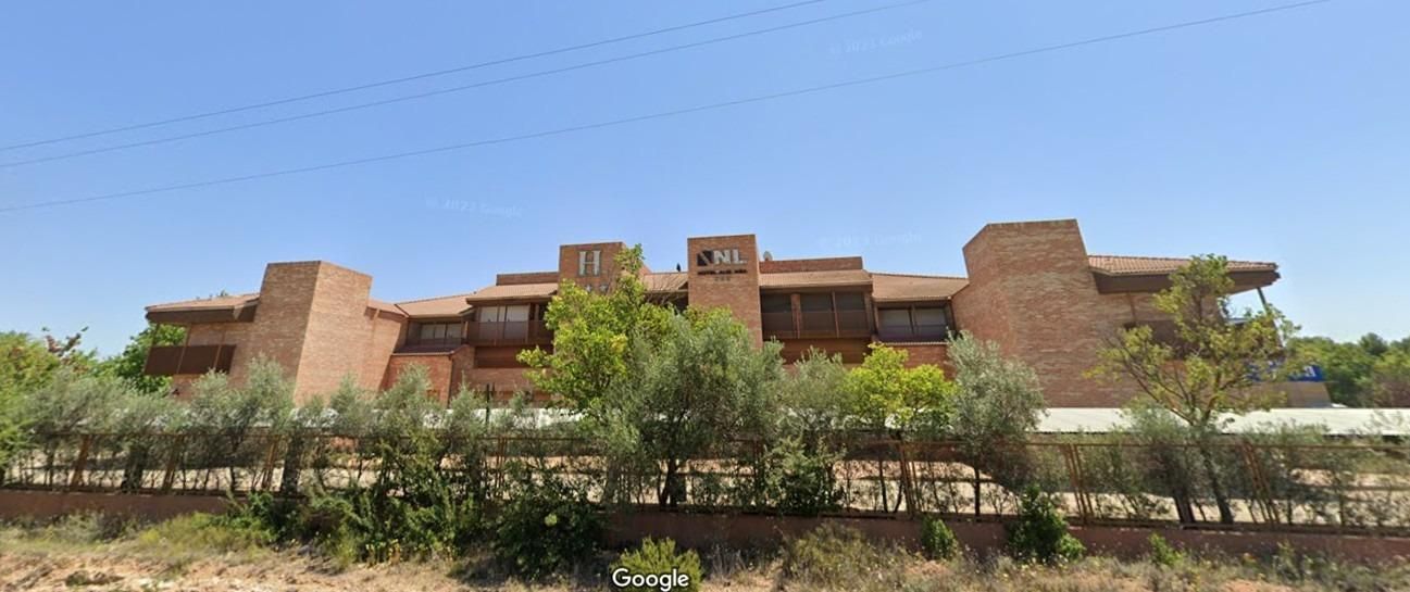 Exterior view of Building for sale in Almansa