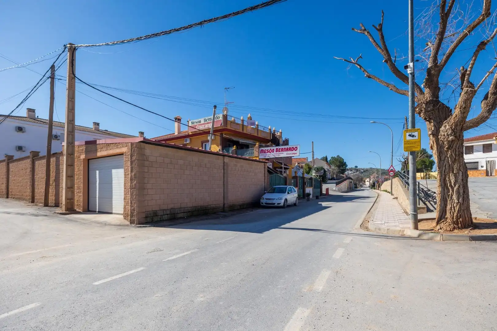 Vista exterior de Edifici en venda en Ventas de Huelma