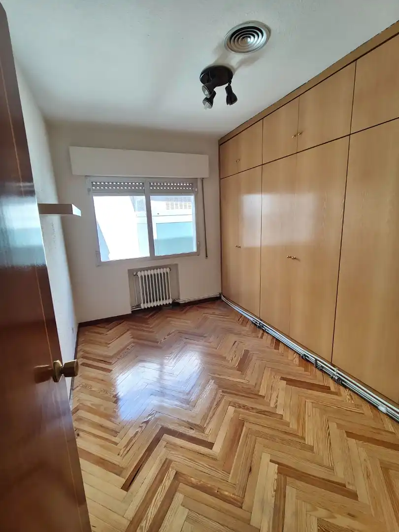 Bedroom of Flat for rent in Getafe  with Air Conditioner, Heating and Parquet flooring